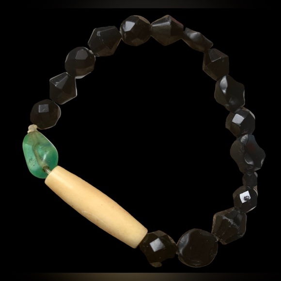 Gorgeous Black & Green Tribal Beaded Stretch Bracelet Unisex Mens or Women’s - Picture 5 of 13